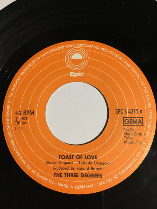 The Three Degrees - Toast Of Love