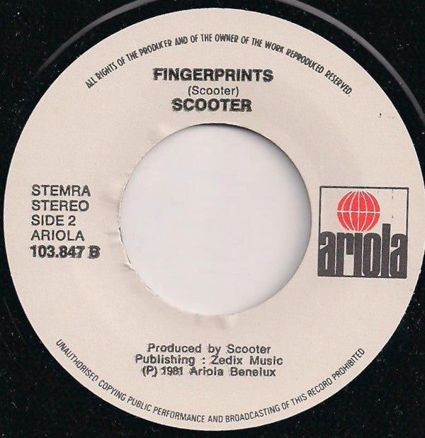 Scooter (2) -Stand Out