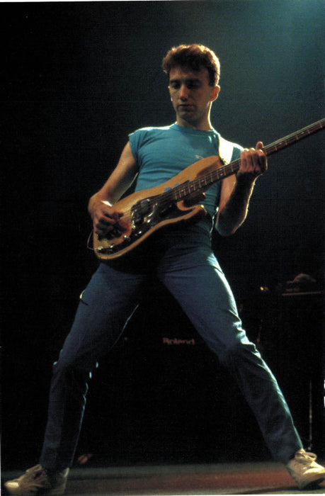 Queen -Queen On Fire (Live At The Bowl)