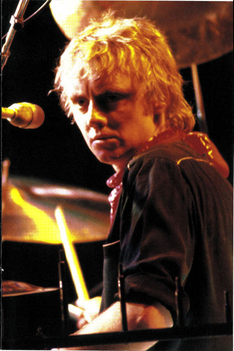 Queen -Queen On Fire (Live At The Bowl)