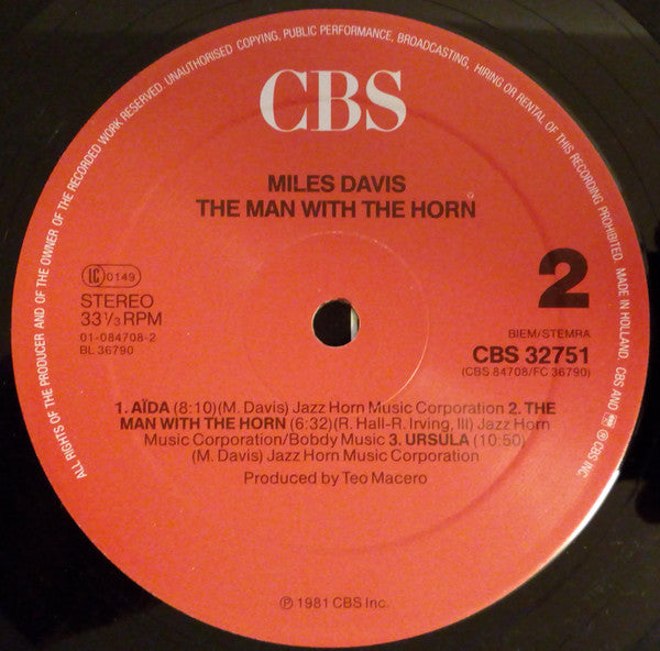 Miles Davis -The Man With The Horn