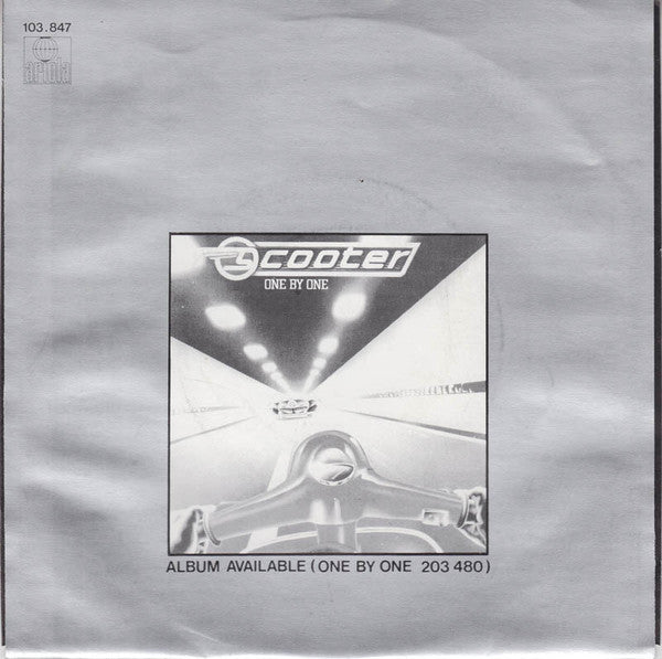 Scooter (2) -Stand Out
