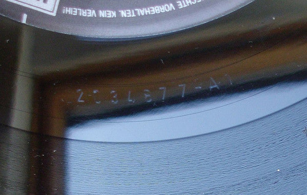 Queen - The Invisible Man