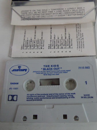 The Kids -Black Out