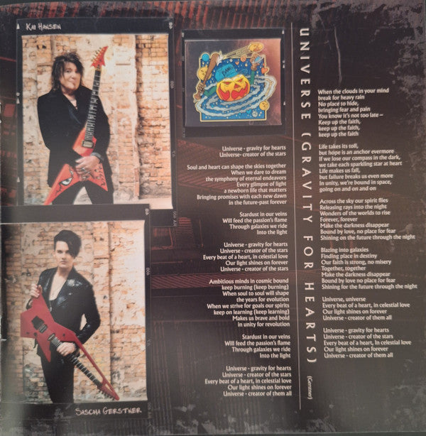 Helloween - Giants &amp; Monsters