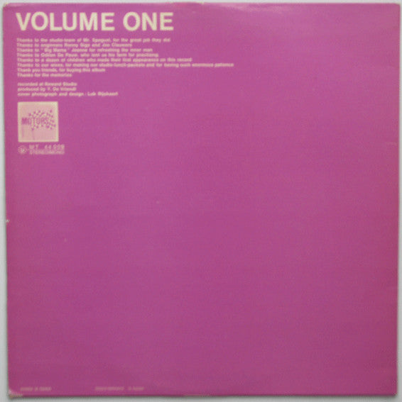 Shampoo (9) -Volume One