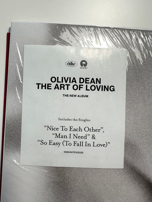 Olivia Dean -The Art Of Loving