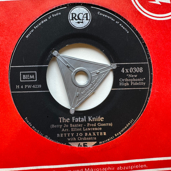 Betty Jo Baxter - The Fatal Knife