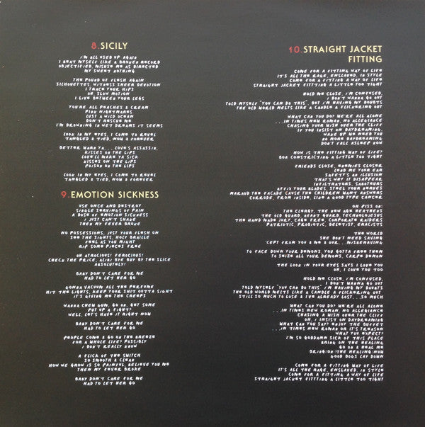 Queens Of The Stone Age - In Times New Roman...