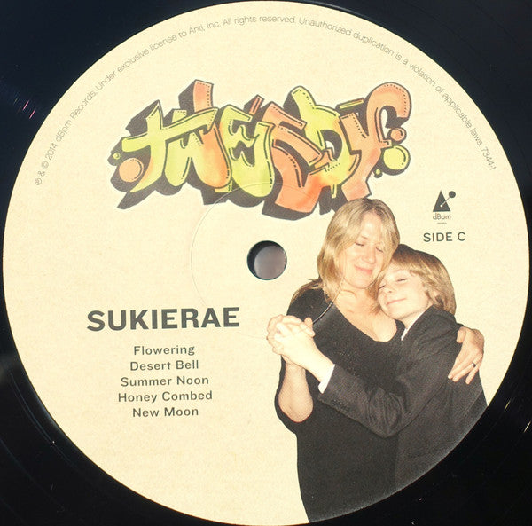 Tweedy -Sukierae