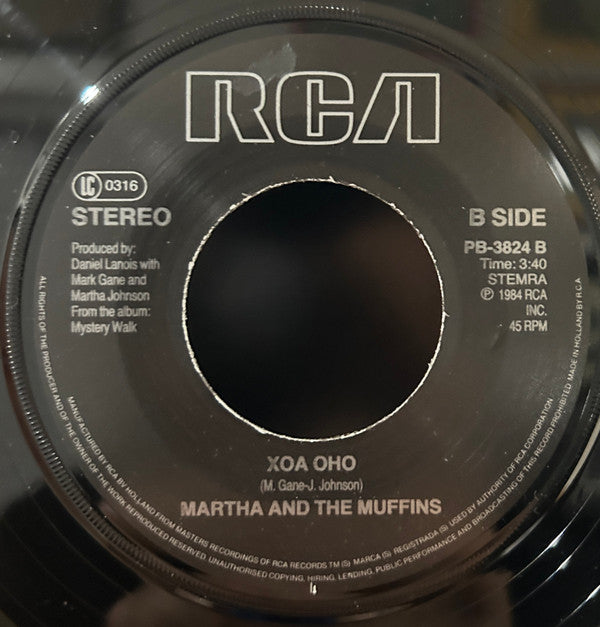 M + M -Black Stations / White Stations