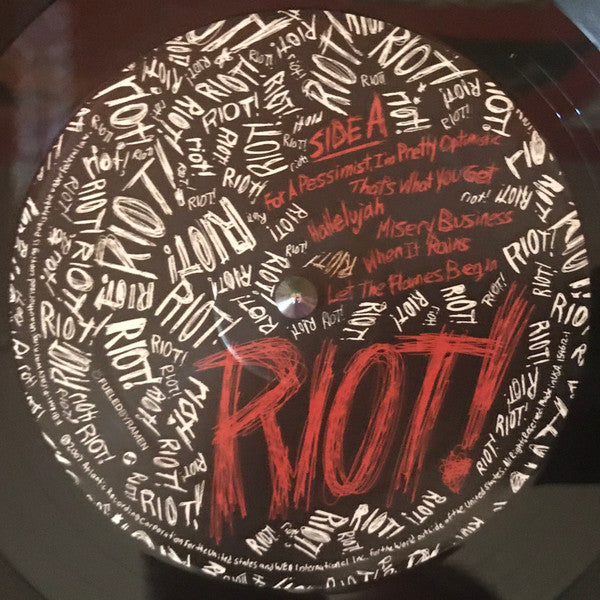 Paramore -Riot!
