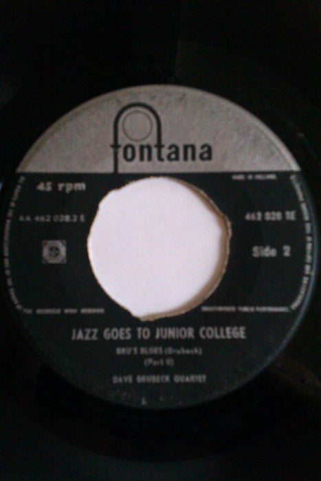 Dave Brubeck Quartet* -Jazz Goes To Junior College