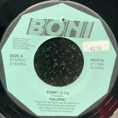 Valerie (55) -Terry