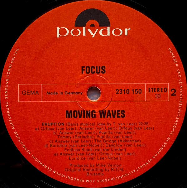 Focus (2) -Moving Waves