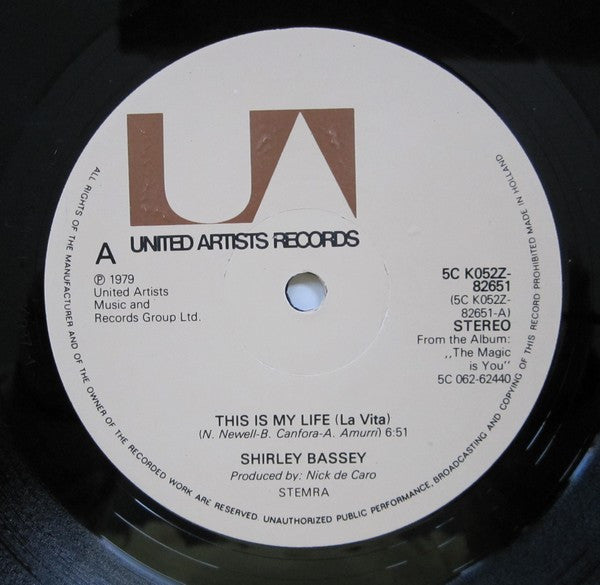 Shirley Bassey -This Is My Life (La Vita)