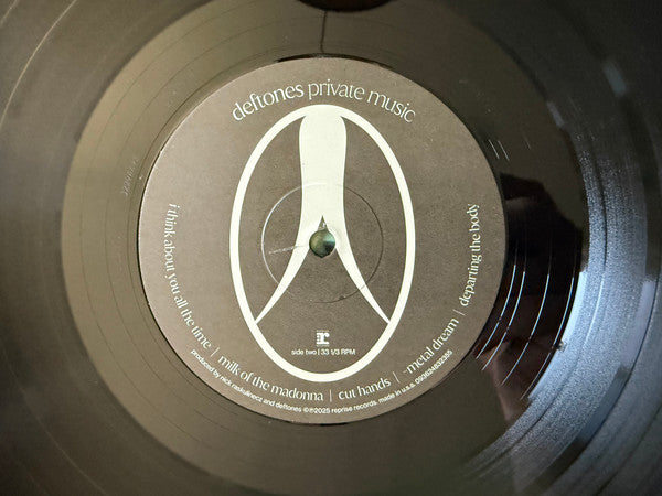 Deftones -Private Music