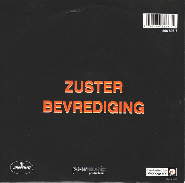 The Scene (2) -Zuster