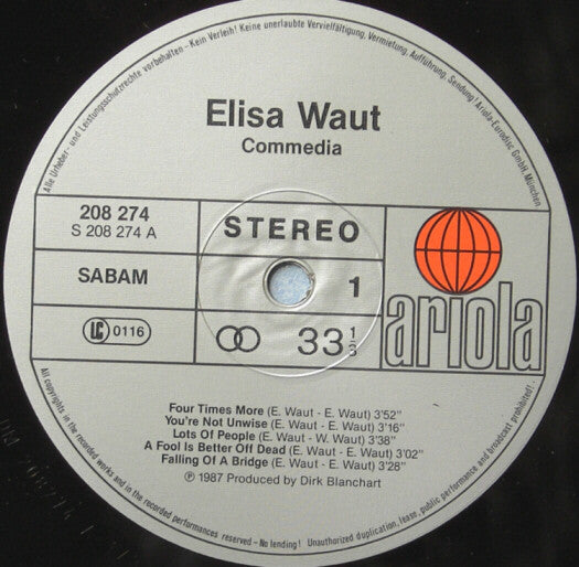 Elisa Waut -Commedia