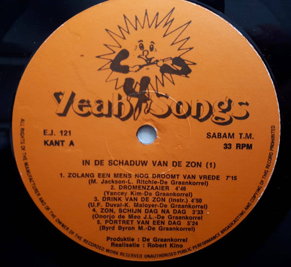 Eigentijdse Jeugd -In de Schaduw van de Zon