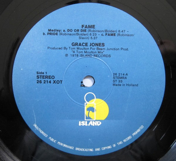 Grace Jones -Fame