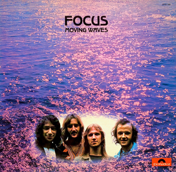 Focus (2) -Moving Waves