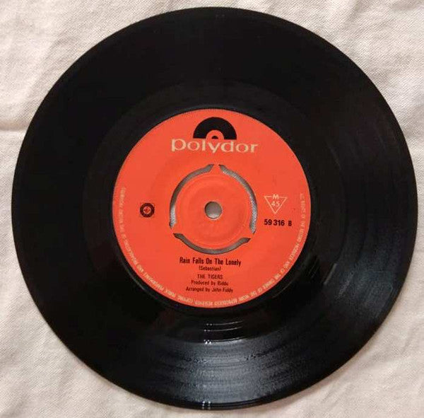 The Tigers (2) -Smile For Me / Rain Falls On The Lonely