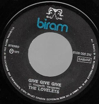 The Lovelets -Plaisir D'Amour