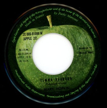 Mary Hopkin -Temma Harbour