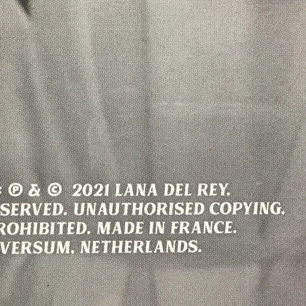 Lana Del Rey -Chemtrails Over The Country Club